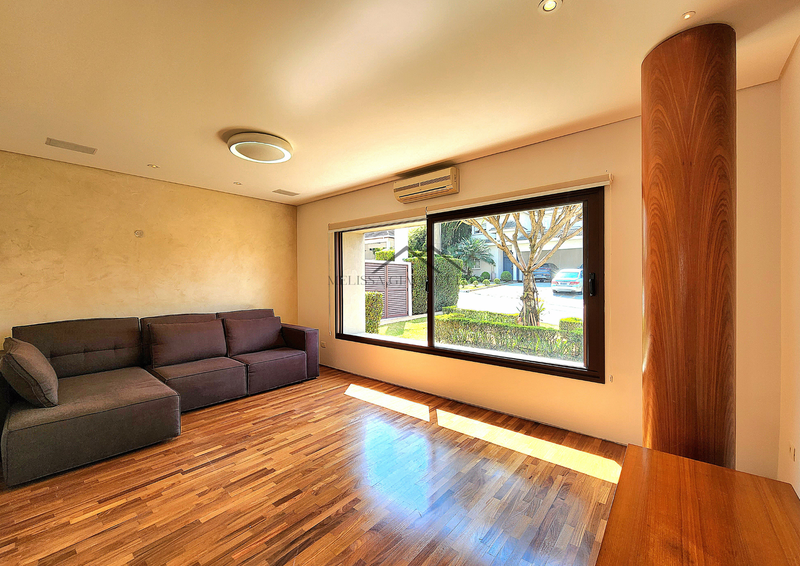 Residencial Melville - Casa Semi-Mobiliada Avenida Pacífico Sul Santana de Parnaíba - 