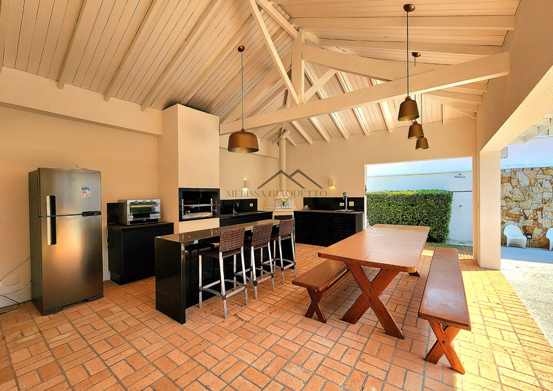 Residencial Melville - Casa Semi-Mobiliada Avenida Pacífico Sul Santana de Parnaíba - 