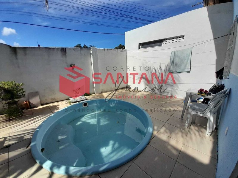 Casa Térrea com 2/4 à Venda em Catu de Abrantes – Oportunidade Residencial ou Comercial! Rua Sucupió Camaçari - 