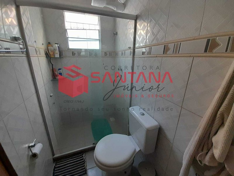 Casa Térrea com 2/4 à Venda em Catu de Abrantes – Oportunidade Residencial ou Comercial! Rua Sucupió Camaçari - 