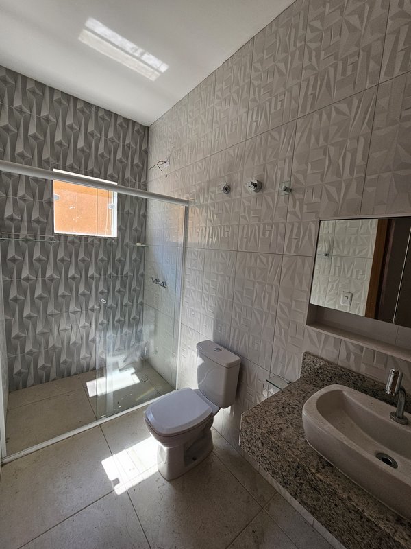 Casa com piscina à venda em condomínio fechado próximo à represa de Igaratá  Igaratá - 