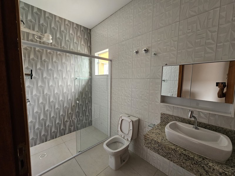 Casa com piscina à venda em condomínio fechado próximo à represa de Igaratá  Igaratá - 