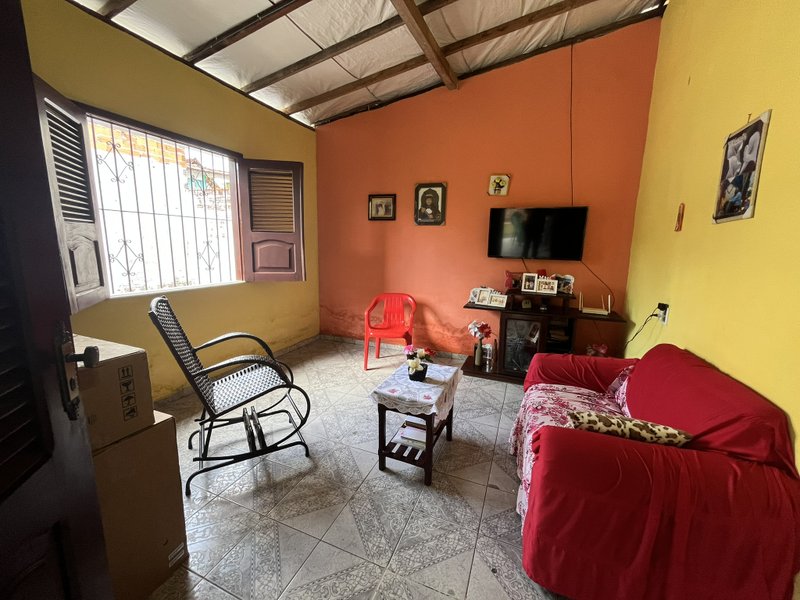 CASA PX A PRAÇA DE SKATE Rua Marciano Santa Brigida Salinópolis - 