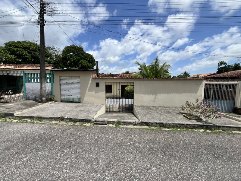 CASA PX A PRAÇA DE SKATE Rua Marciano Santa Brigida Salinópolis - 