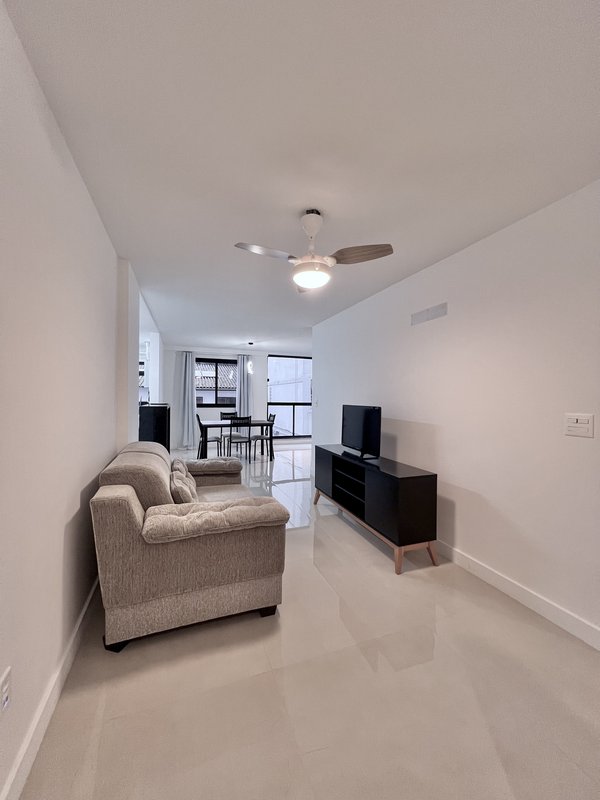 Apartamento novo com 2 suítes para locação no Jardim Oceânico  Rio de Janeiro - 
