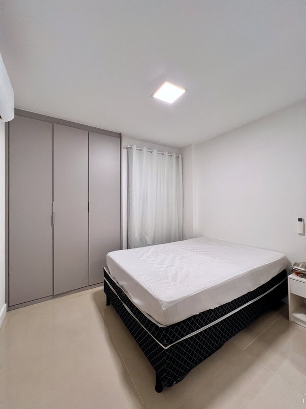 Apartamento novo com 2 suítes para locação no Jardim Oceânico  Rio de Janeiro - 