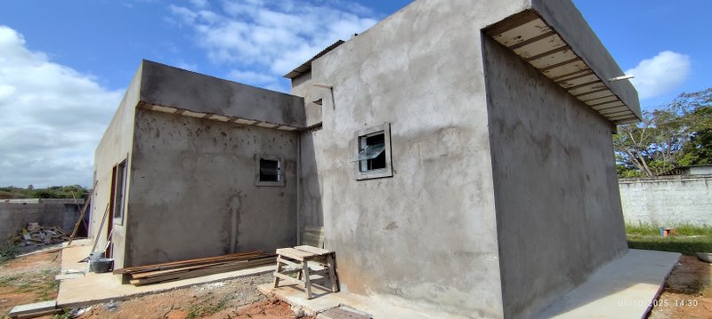 Oportunidade Única em Jauá – Casa em Condomínio Fechado Perto da Praia! Rua Realengo Camaçari - 