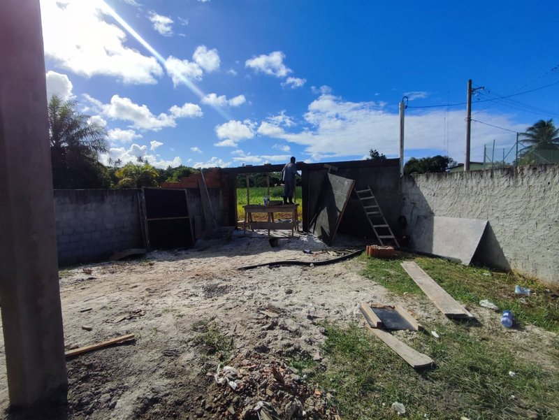 Oportunidade Única em Jauá – Casa em Condomínio Fechado Perto da Praia! Rua Realengo Camaçari - 