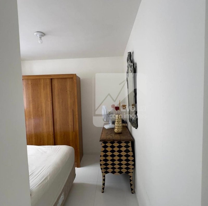 Vendo apartamento de 2/4 por R$ 169.000,00 Rua Sítio do Assis Camaçari - 