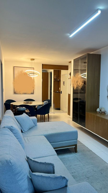 Apartamento à venda com 3 quartos sendo uma suíte 84m² área útil por R$ 950.000,00 Rua Alfredo Fernandes Recife - 