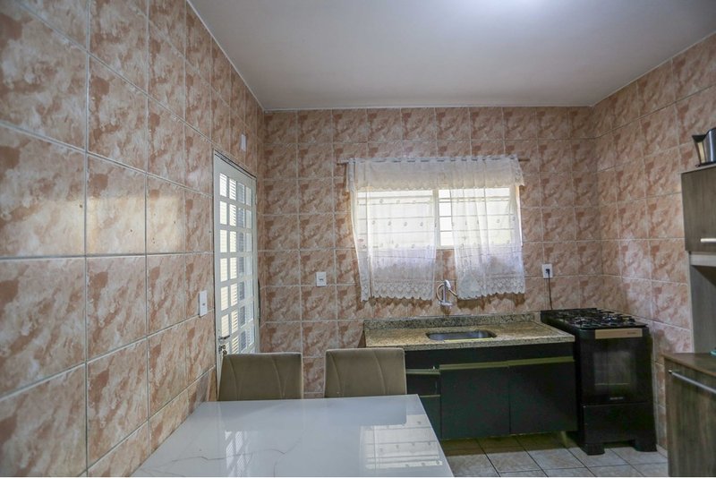 Casa à Venda, 71m - 2 dormitórios - R$ 368.000 - Wanel Ville - Sorocaba - SP Rua Alexandre Caldini Sorocaba - 