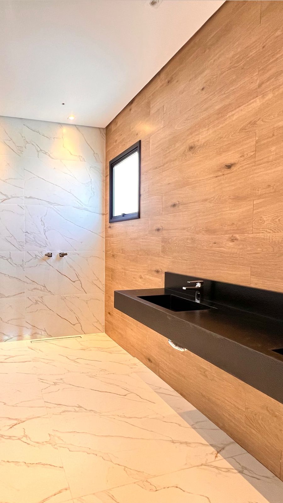 Casa com 4 dormit&oacute;rios &agrave; venda, 364 m&sup2; - Alphaville Nova Esplanada IV - Votorantim - SP Alameda Nova Zelândia Votorantim - 