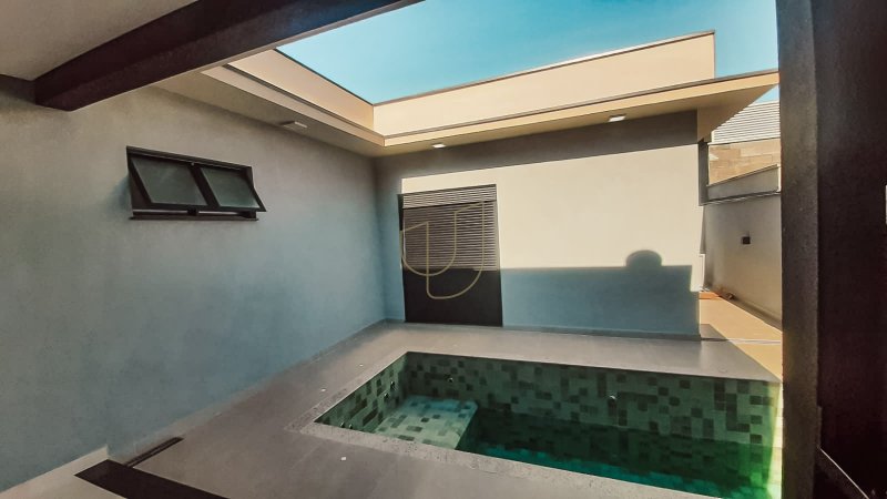 Casa Térrea com 3 Suítes no Terras do Vale Avenida das Palmeiras Caçapava - 