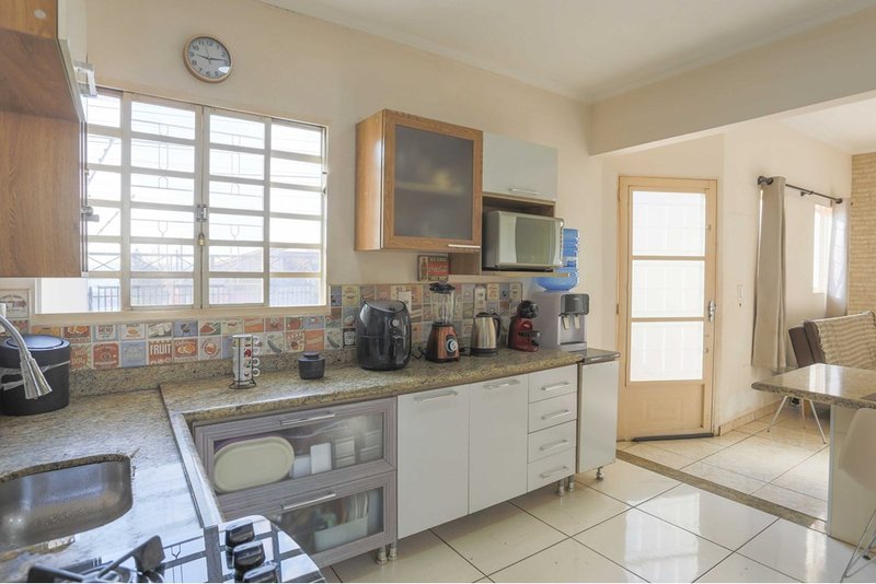 Casa à venda, 65m - 3 Dormitórios - R$ 380.000 no Wanel Ville em Sorocaba Rua José Antunes Sorocaba - 
