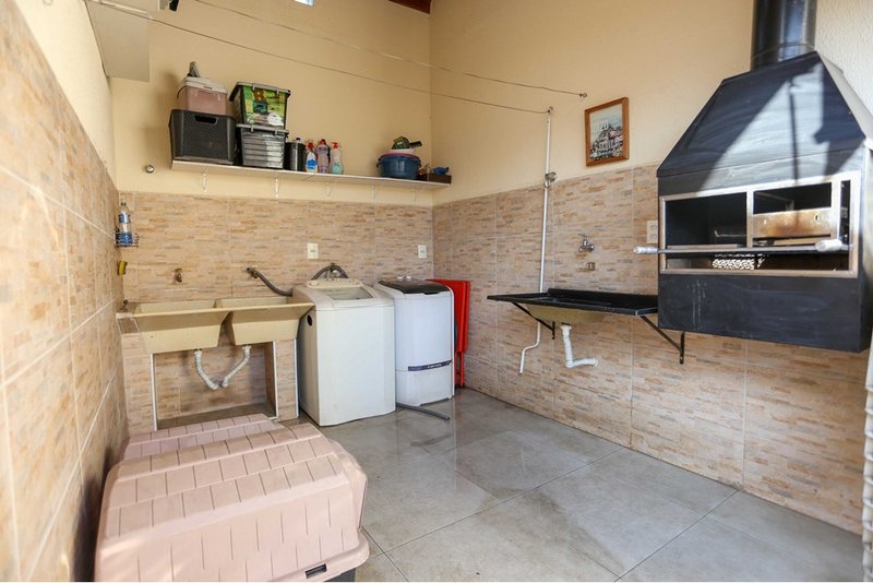 Casa à venda, 65m - 3 Dormitórios - R$ 380.000 no Wanel Ville em Sorocaba Rua José Antunes Sorocaba - 