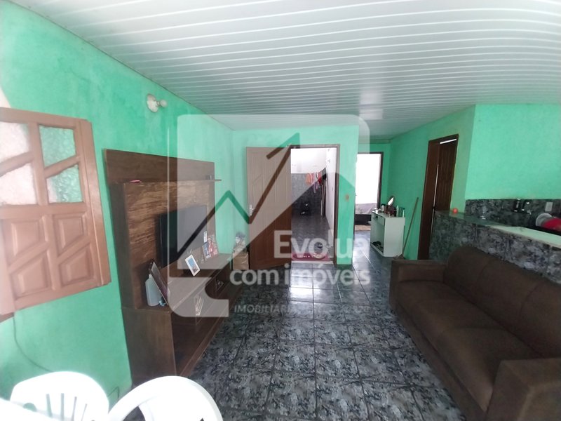 VENDO R$ 150.000 Prédio com 3 Apartamentos, Térreo, 1º e 2º por Andar, Jardim Placaford  Salvador - 