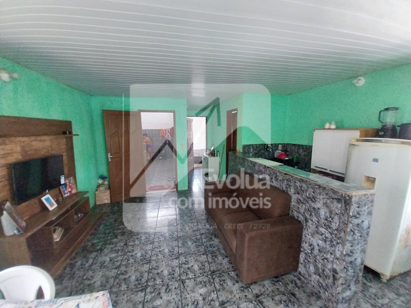 VENDO R$ 150.000 Prédio com 3 Apartamentos, Térreo, 1º e 2º por Andar, Jardim Placaford  Salvador - 