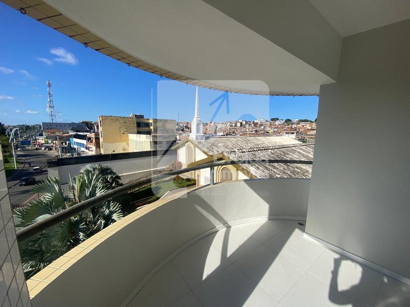 Aluguel R$ 2.500,00 Apartamento, 3/4, Suíte, 1º Andar, Elevador e Garagem-Itapuã- Salvador  Salvador - 