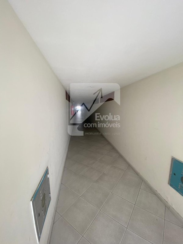 Aluguel R$ 2.500,00 Apartamento, 3/4, Suíte, 1º Andar, Elevador e Garagem-Itapuã- Salvador  Salvador - 