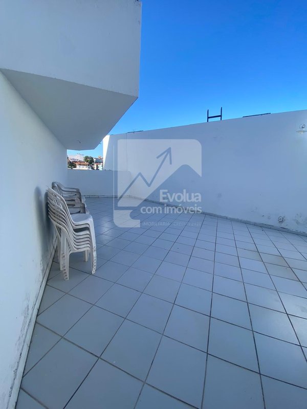 Aluguel R$ 2.500,00 Apartamento, 3/4, Suíte, 1º Andar, Elevador e Garagem-Itapuã- Salvador  Salvador - 