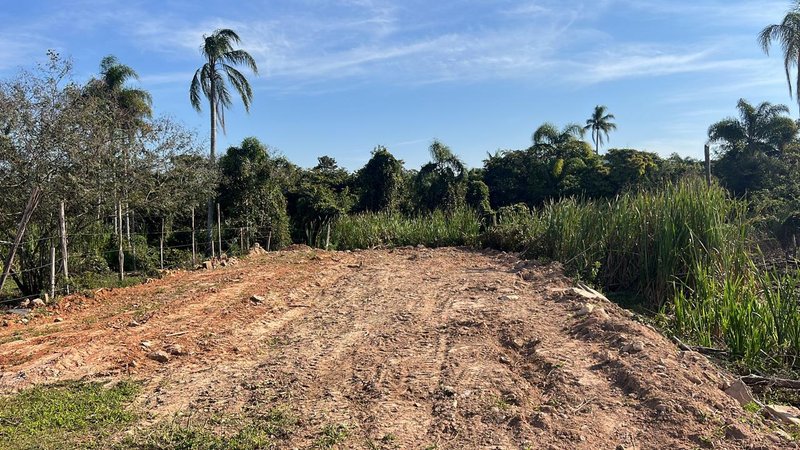 🏡 Terreno à Venda – golfinho  Caraguatatuba - 