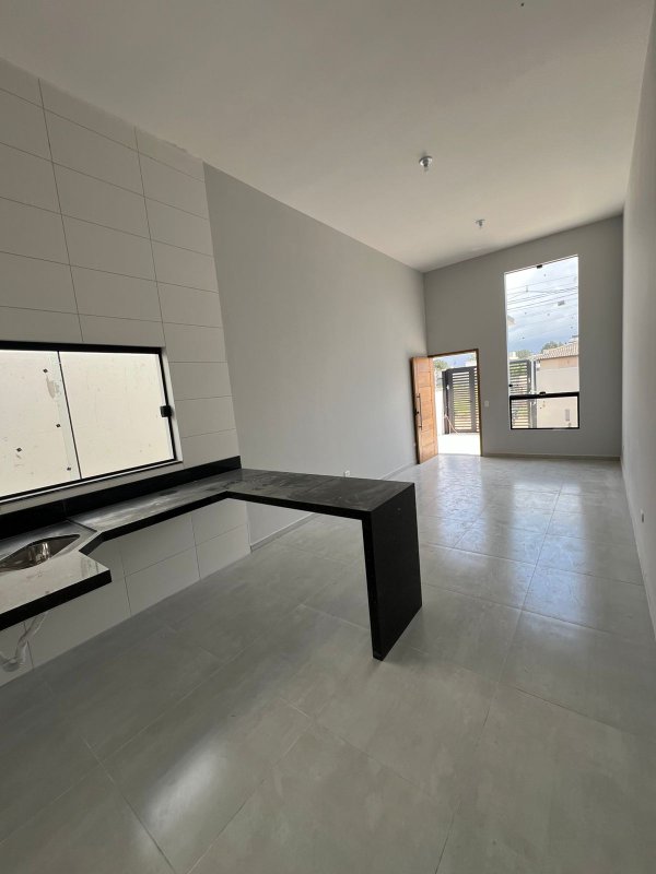 🏡 Oportunidade Imperdível – Casa à Venda no Golfinho  Caraguatatuba - 