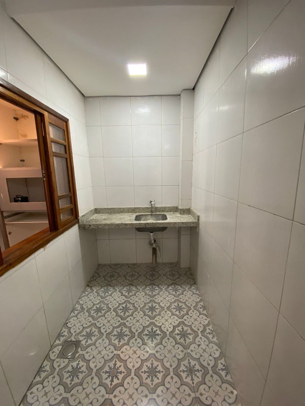 Sobrado com Piscina , 3 dormitórios, sendo 1 suíte master com sacada - Residencial Mirage  Mogi das Cruzes - 