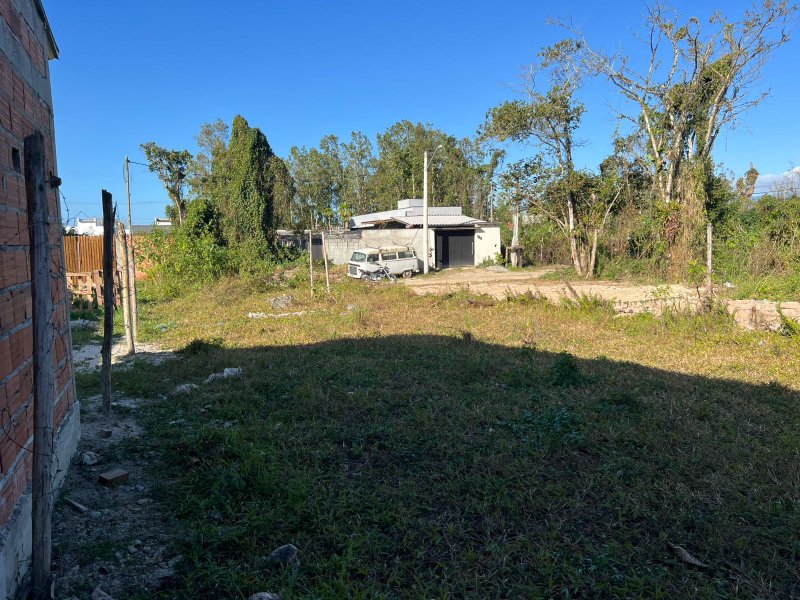 🏡 Terreno à Venda no bairro Golfinho!!!  Caraguatatuba - 