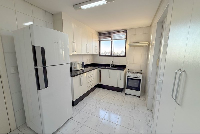 Apartamento à Venda, 129m - R$ 950.000 - 3 suítes - Jardim Panorama - Sorocaba SP Rua Satyro Vieira Barbosa Sorocaba - 