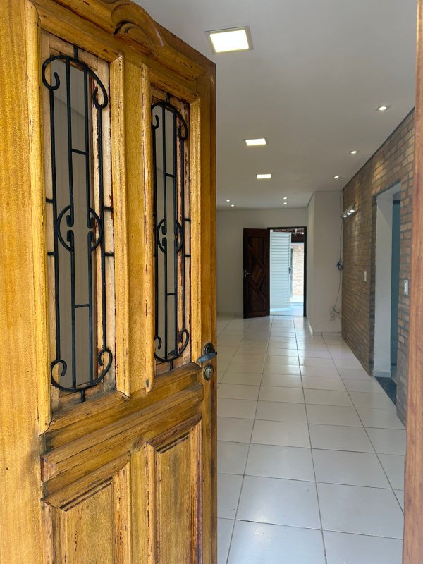🏡 Casa completa, com estrutura para sobrado e segurança total!  Caraguatatuba - 