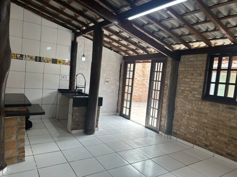 🏡 Casa completa, com estrutura para sobrado e segurança total!  Caraguatatuba - 