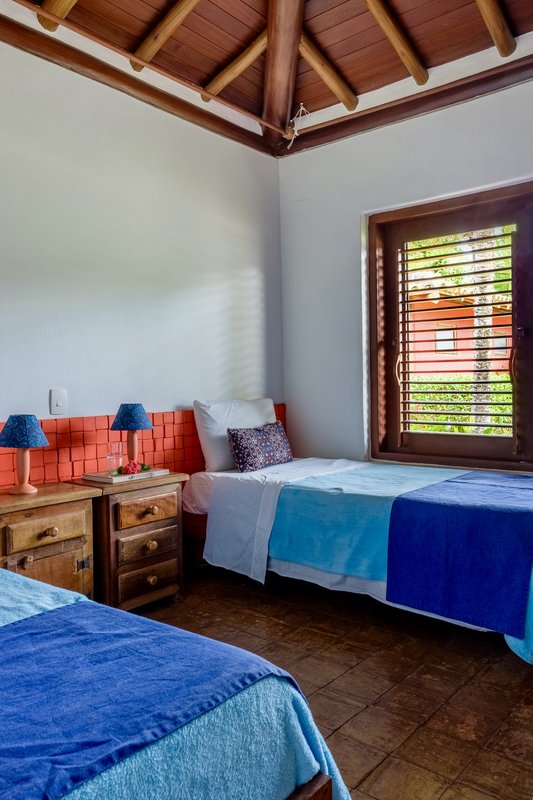 Casa no Condomínio Outeiro das Brisas Outeiro das Brisas Porto Seguro - 