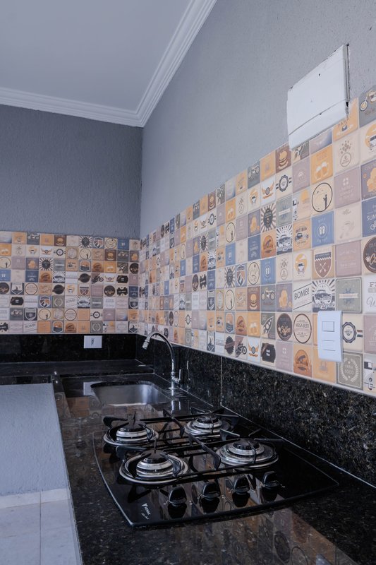 Casa à venda em condomínio alto padrão Rua Sabiá Santana de Parnaíba - 