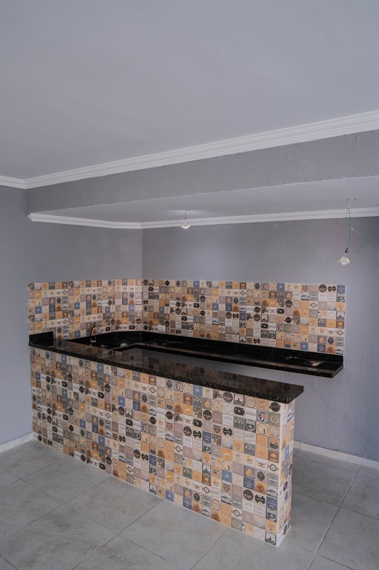 Casa à venda em condomínio alto padrão Rua Sabiá Santana de Parnaíba - 