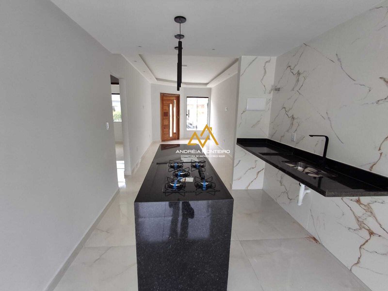 Casa com 2 dormitórios à venda, 79 m² por R$ 460.000,00 - Pindobas - Maricá/RJ Estrada do Caxito Maricá - 