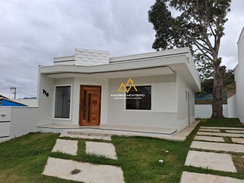 Casa com 2 dormitórios à venda, 79 m² por R$ 460.000,00 - Pindobas - Maricá/RJ Estrada do Caxito Maricá - 