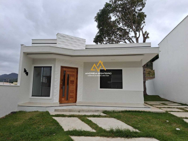 Casa com 2 dormitórios à venda, 79 m² por R$ 460.000,00 - Pindobas - Maricá/RJ Estrada do Caxito Maricá - 