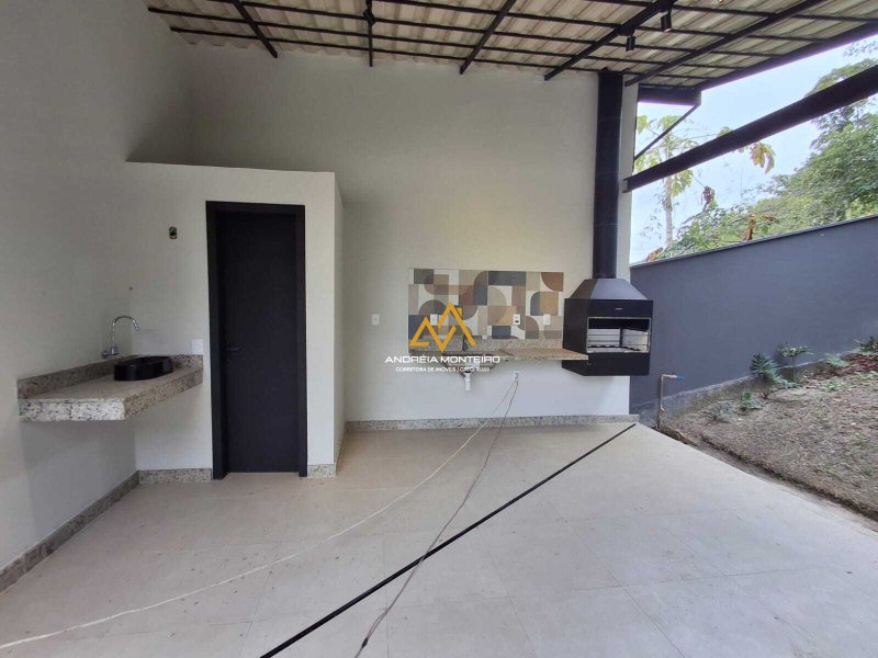 Casa com 4 dormitórios à venda, 153 m² por R$ 650.000,00 - Pindobas - Maricá/RJ Rua raul alfredo de andrade Maricá - 
