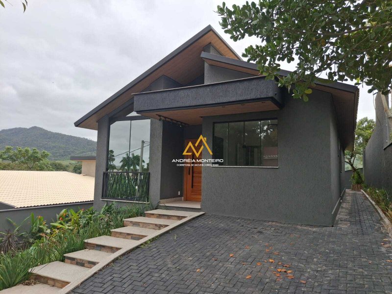 Casa com 4 dormitórios à venda, 153 m² por R$ 650.000,00 - Pindobas - Maricá/RJ Rua raul alfredo de andrade Maricá - 