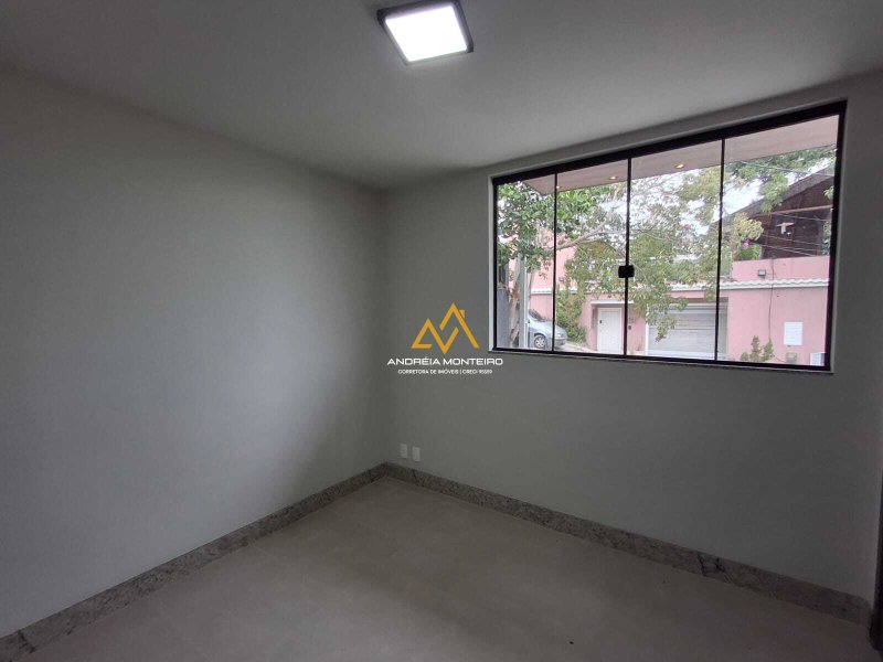Casa com 4 dormitórios à venda, 153 m² por R$ 650.000,00 - Pindobas - Maricá/RJ Rua raul alfredo de andrade Maricá - 