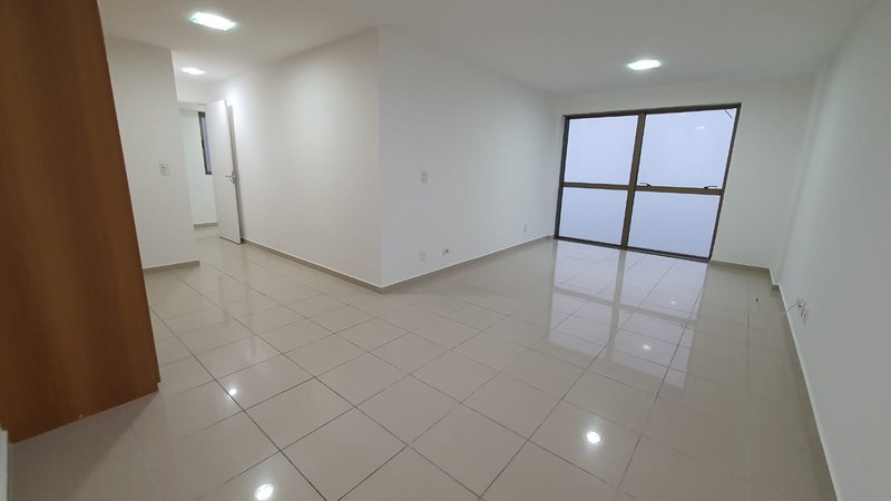 Apartamento para alugar com 4 quartos sendo 4 suítes, 230m² por R$ 14.000,00 Avenida Boa Viagem Recife - 