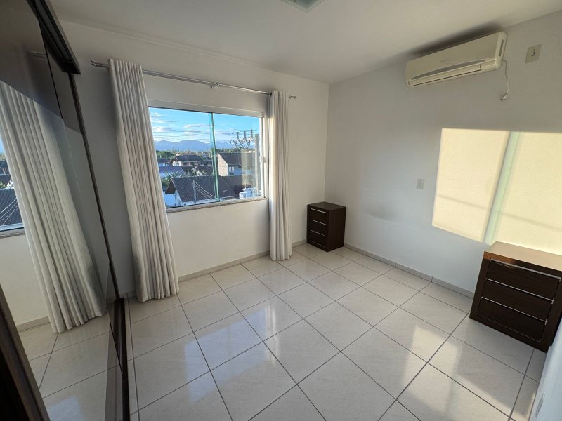 Apartamento semi mobiliado  Timbó - 