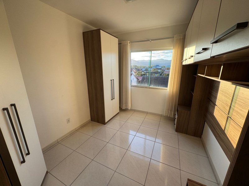 Apartamento semi mobiliado  Timbó - 