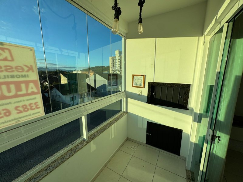 Apartamento semi mobiliado  Timbó - 
