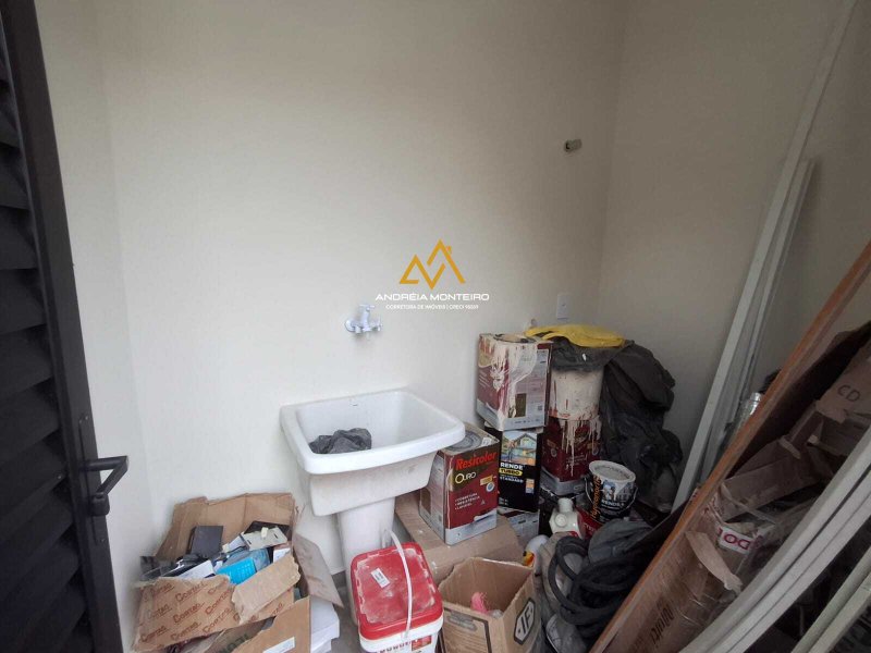 Casa com 3 dormitórios, 1 suíte, Área gourmet à venda, 125 m² por R$ 660.000 - Pindobas Estrada Henfil Maricá - 