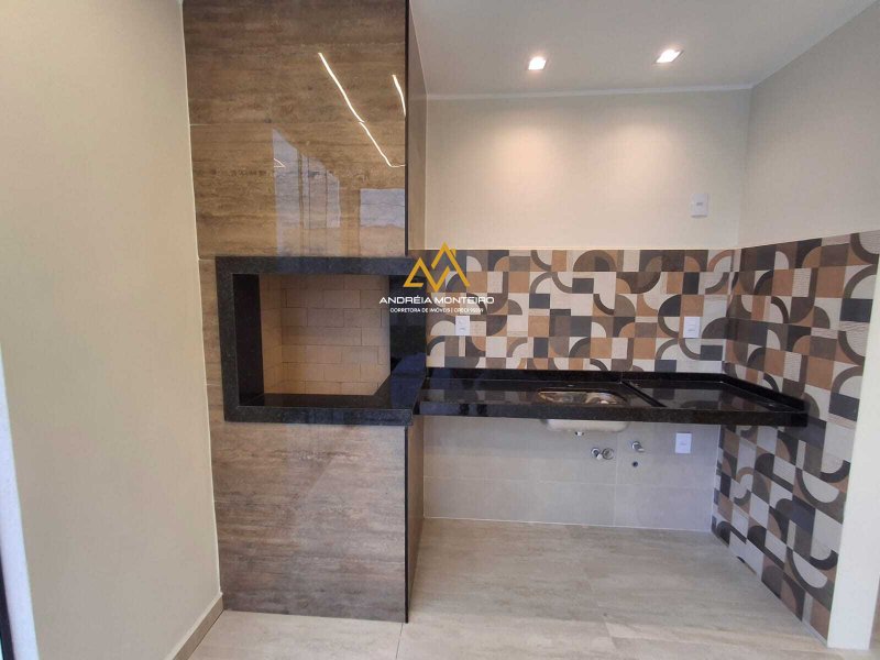 Casa com 3 dormitórios, 1 suíte, Área gourmet à venda, 125 m² por R$ 660.000 - Pindobas Estrada Henfil Maricá - 