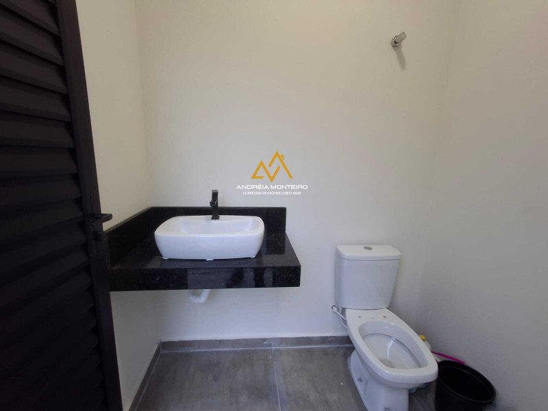 Casa com 3 dormitórios, 1 suíte, Área gourmet à venda, 125 m² por R$ 660.000 - Pindobas Estrada Henfil Maricá - 