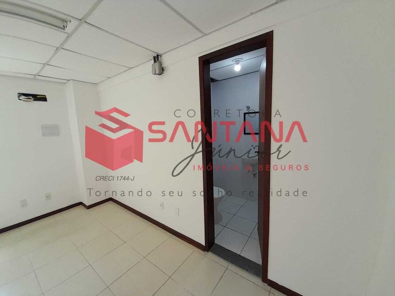 Sala comercial para locação em Lauro de Freitas Avenida Luiz Tarquínio Pontes Lauro de Freitas - 