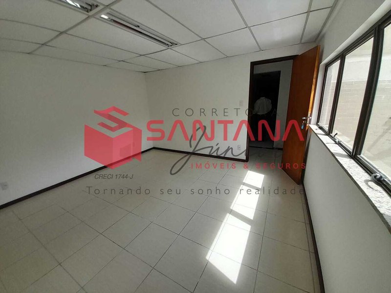 Sala comercial para locação em Lauro de Freitas Avenida Luiz Tarquínio Pontes Lauro de Freitas - 