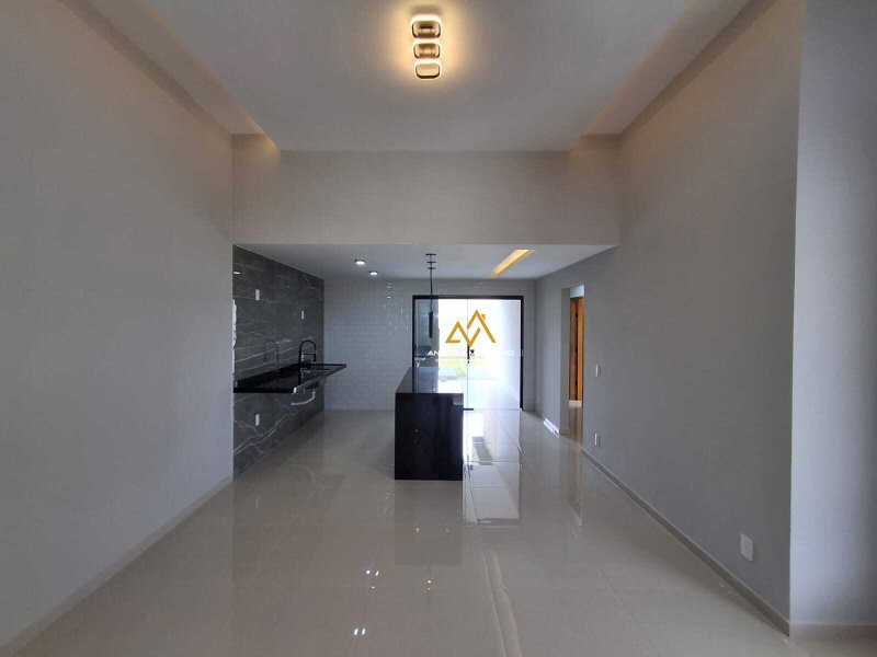 Casa de Condomínio à Venda com 3 quartos, 3 banheiros, 120m² a partir de R$ 620.000,00 Rodovia. Vereador Oldemar Guedes Figueiredo Maricá - 